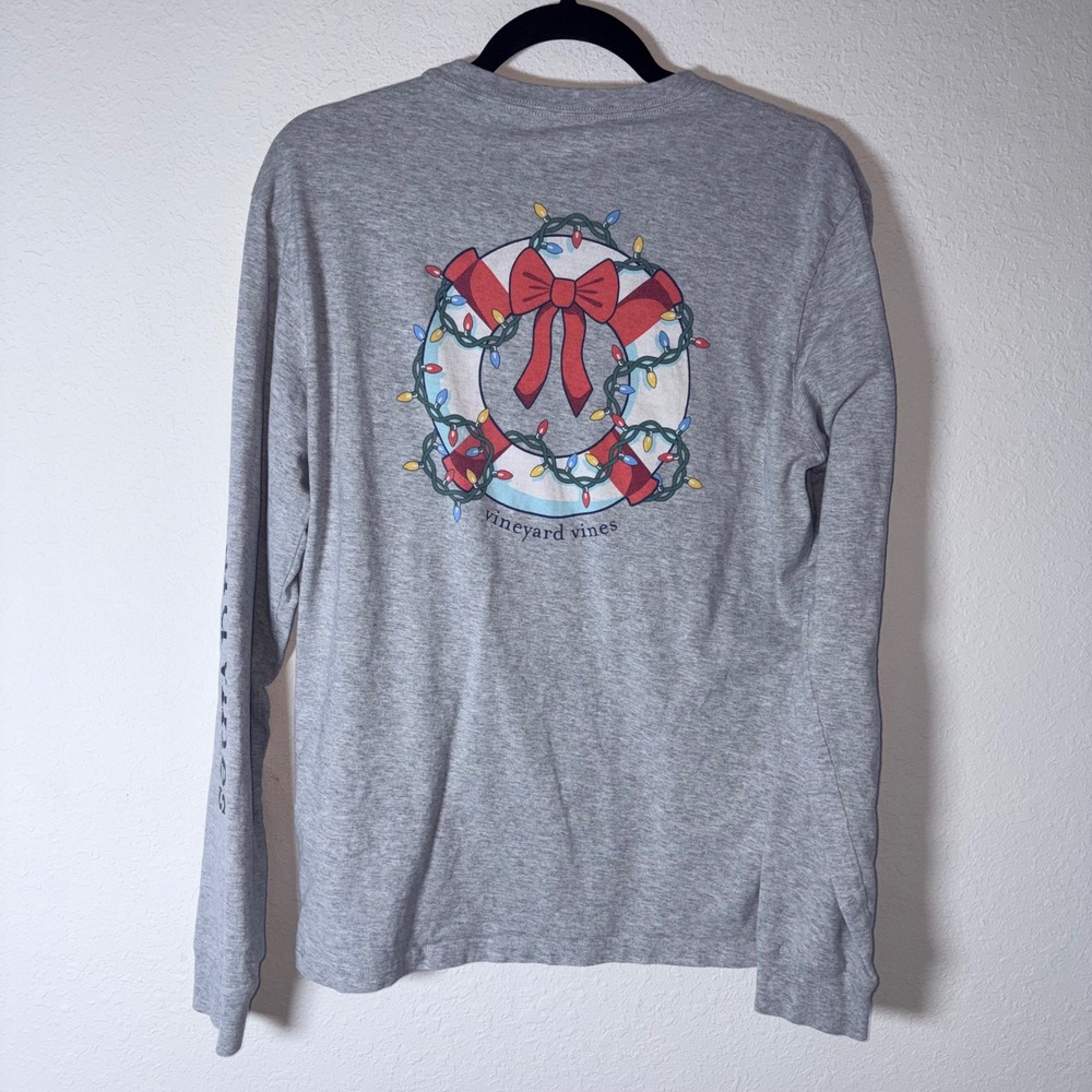 Vineyard Vines Long Sleeve Small Gray  Christmas Wreath Pocket Tee holidays